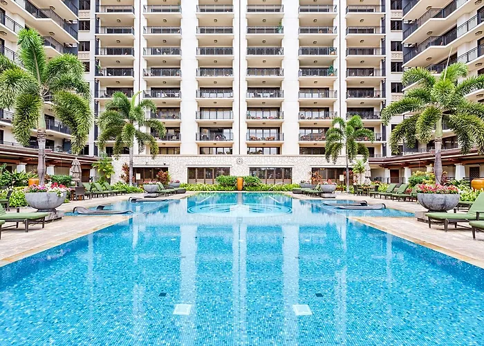 Spacious Fourth Floor Villa With Pool View - Ocean Tower At Ko Olina Beach Villas Resort